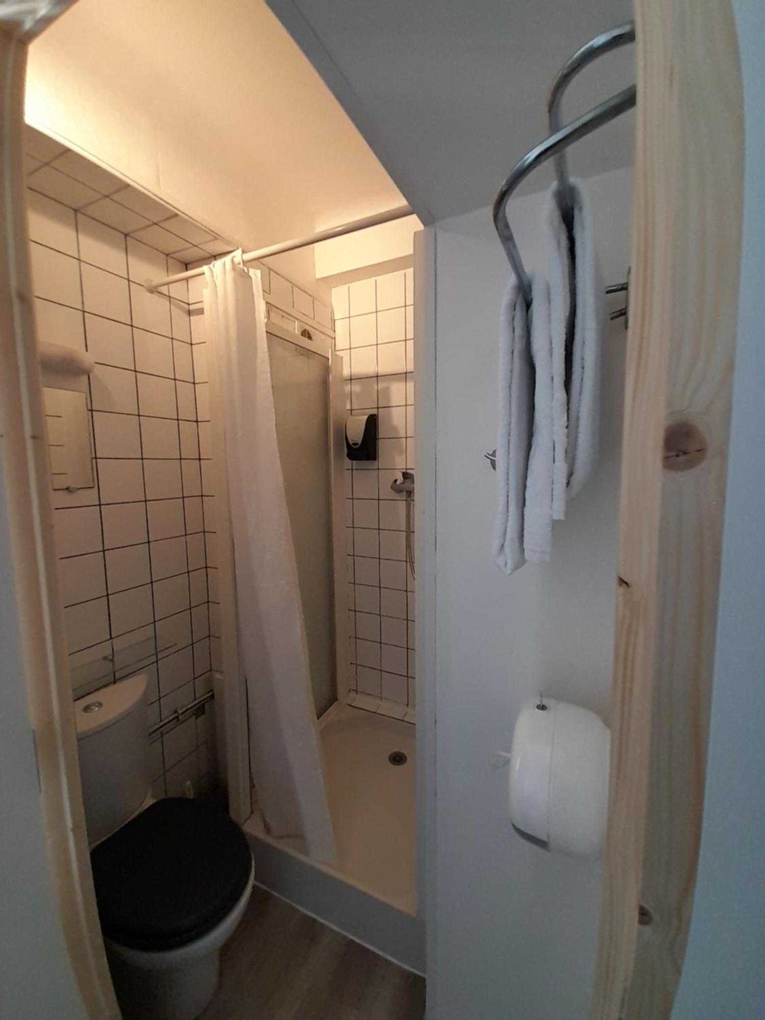 Au Spatial Hotel Amiens