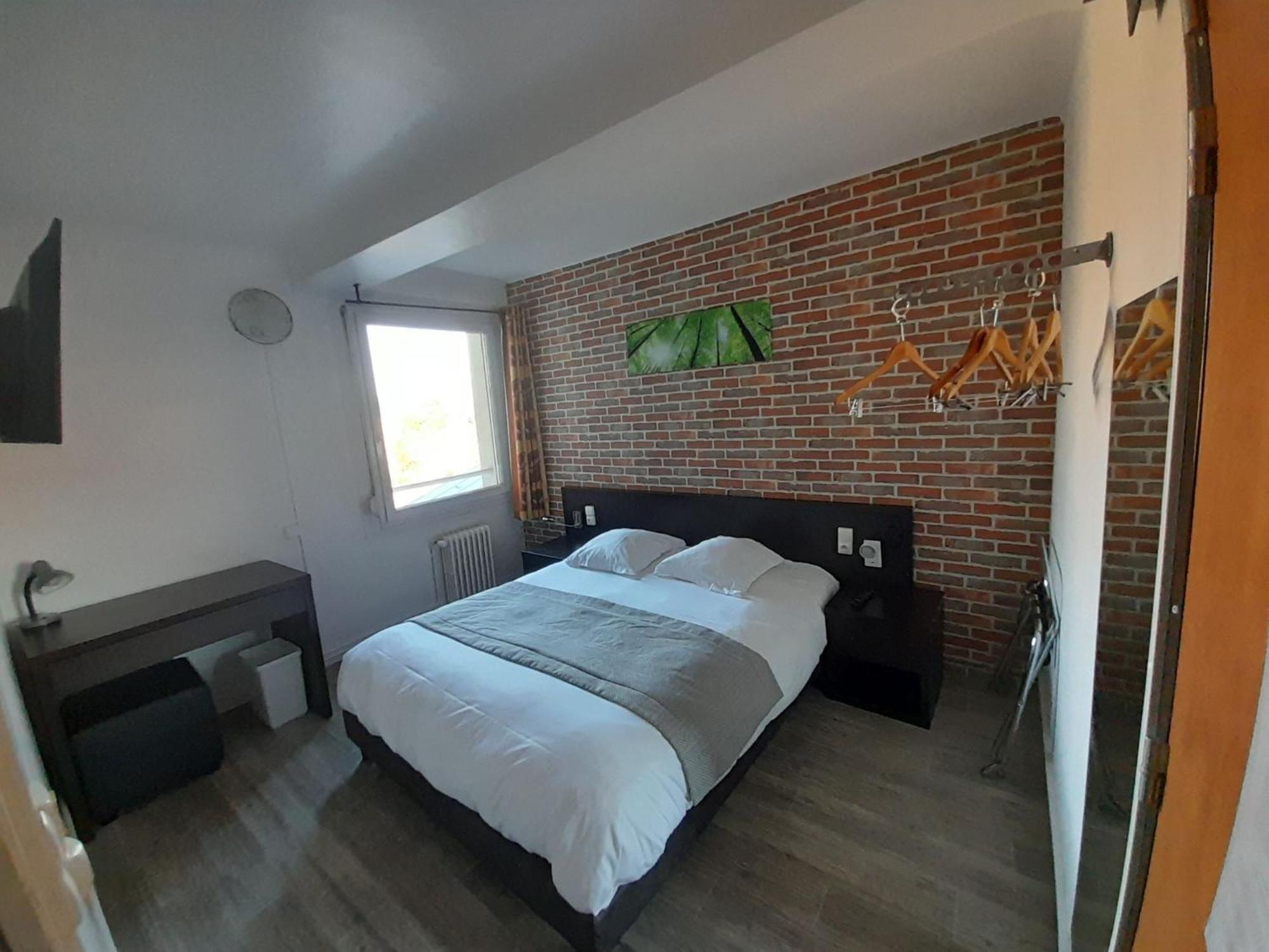 Au Spatial Hotel