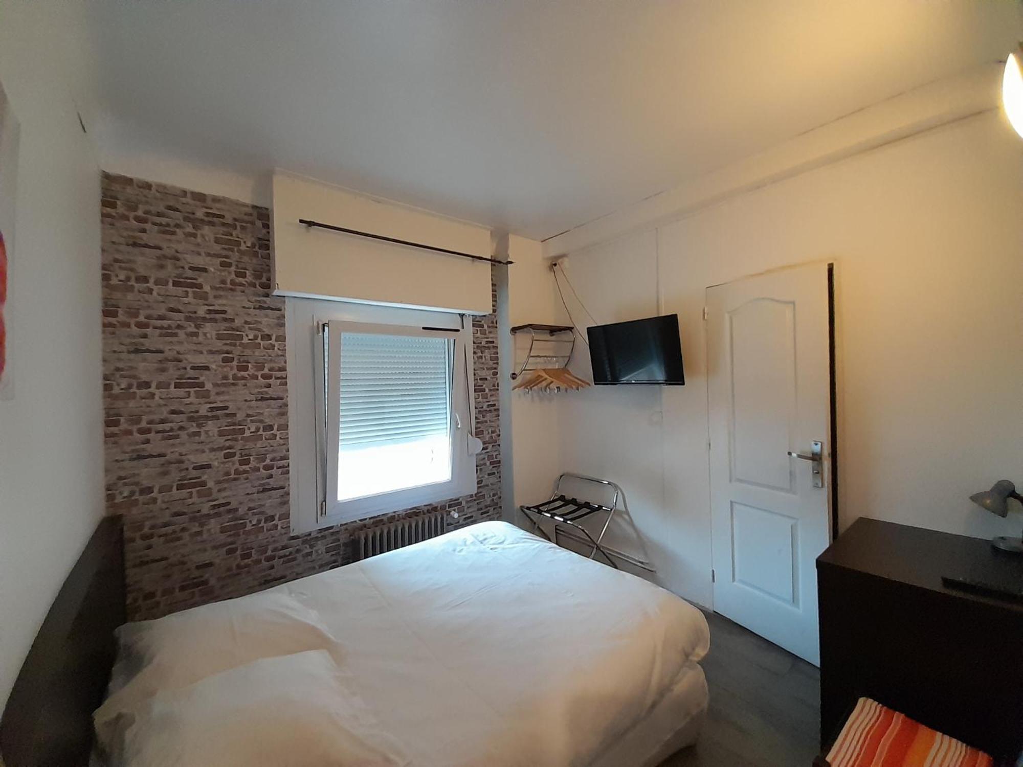 Au Spatial Hotel Amiens